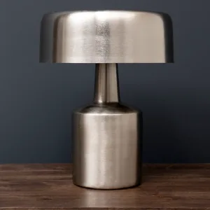 מנורת שולחן ניקל פטריה‎